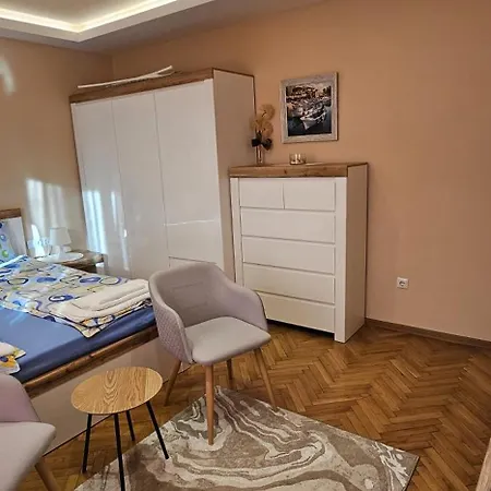 Black Sea View - Luxory By The Sea Apartmán